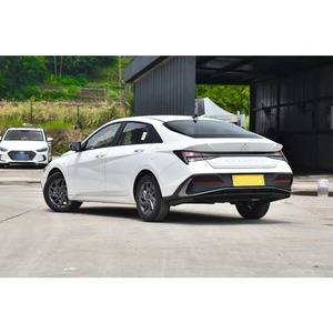 Hyundai Elantra Turbo 2026, Sedán de Cuatro Puertas, Motor 1.5 CVT, Interior Oscuro, en Stock, ¡Gran Venta! - Product Image 5