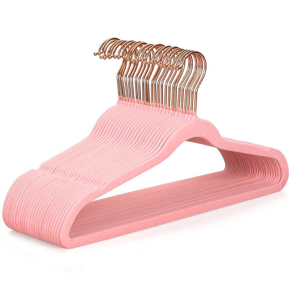 Cintre en velours rose