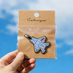 Эмалированные значки на лацканы в виде военной техники: самолеты, танки, ракетные установки. Металлические значки на заказ. Сувениры и подарки для военных. - Product Image 6