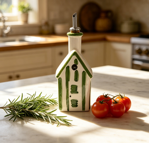Distributeur d'huile d'olive en céramique peint à la main, design maison rayée verte, bouteille décorative pour la cuisine - Product Image 4
