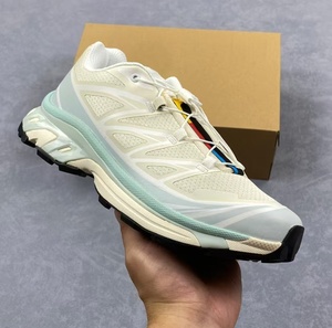 Zapatillas de trail running Salomones Cradle Powder para exteriores, con absorción de impactos, antideslizantes, transpirables y ligeras para senderismo. - Product Image 1