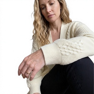 Cardigan long neutre pour femme, en maille torsadée, ouvert sur le devant, coupe ample, manches ballon, confortable, décontracté, tricot tendance, logo personnalisé OEM - Product Image 6