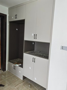 Armario Moderno de Madera Maciza <span class=keywords><strong>con</strong></span> Altura Ajustable y Gran Espacio de Almacenamiento, Diseño Ecológico para Muebles del Hogar y Uso en <span class=keywords><strong>Hoteles</strong></span> - Product Image 4