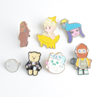 Épingles de revers 3D personnalisées en émail souple, en alliage de zinc, badges irréguliers, emblèmes, souvenirs, cadeaux, conception de logo personnalisé