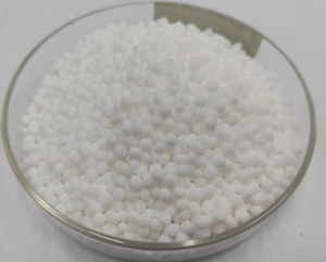 Gránulos de urea al 46% de grado agrícola, adecuados para todo tipo de suelos, universales para suelos ácidos, alcalinos y neutros. - Product Image 3