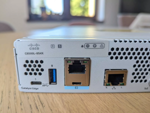 Commutateur réseau C8500L-8S4X Série C8500 4x SFP+ et 8x SFP 4x10GE 8x1GE - Product Image 2