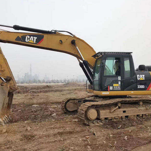 Excavadora hidráulica de cadenas CAT 330D2 L usada con motor diésel C7.1 ACERT y cucharón de 1.54 m³ para proyectos de construcción pesada - Product Image 1