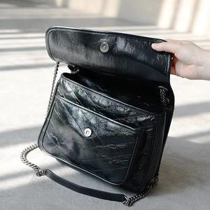 Sac messager en cuir huilé rétro Yangshulin de haute qualité pour femme, nouveau sac à chaîne en cuir véritable Niki, sac à main de luxe de créateur - Product Image 2