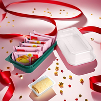Conteneur alimentaire rectangulaire empilable en plastique vert recyclable pour pâtisseries, desserts et gâteaux, avec couvercle plat, idéal pour les collations et les repas.