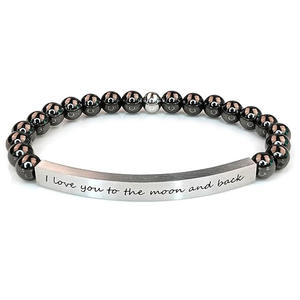 Placa de Identificación Clásica de Acero Inoxidable Chapada en Oro de 18K con Grabado en Tira Curva y Cuentas de Piedra Natural - Product Image 6