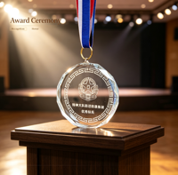 Plaque suspendue en cristal octogonal gravée sur mesure, médaille en cristal pour récompense ou souvenir, vente chaude