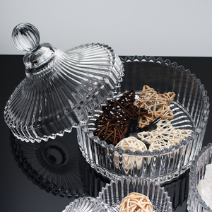 Conteneur de bougie en verre miniature pour mariage en gros <span class=keywords><strong>personnalisé</strong></span>, recyclable, porte-bougie en verre gaufré avec du <span class=keywords><strong>bois</strong></span> pour un usage domestique - Product Image 6