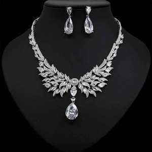 Набор женских украшений из фианитового N-98 - Product Image 2