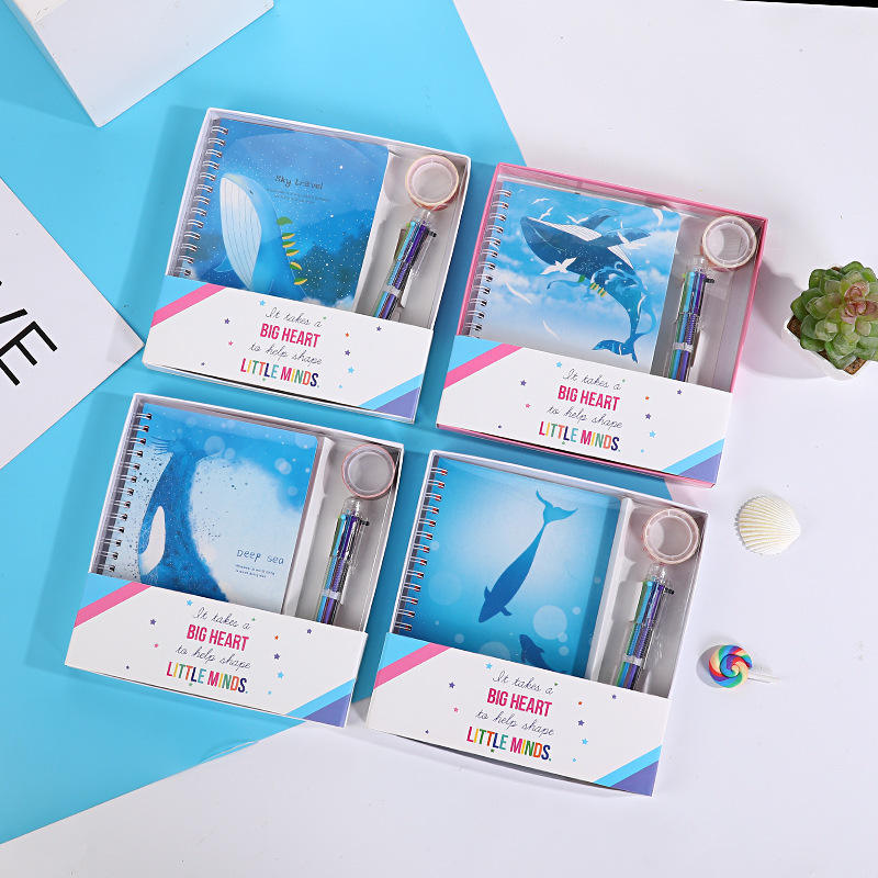 มีสีสัน