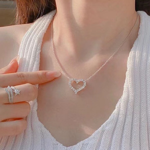 สร้อยคอจี้หัวใจสำหรับผู้หญิงประกายฝังรักเสน่ห์สร้อยคอเครื่องประดับแฟชั่นโรแมนติกของขวัญ - Product Image 2