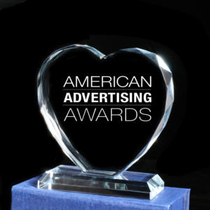 مخصص القلب شكل فارغة K9 الكريستال نصب تذكاري زجاجي النقش بالليزر أو الأشعة فوق البنفسجية الطباعة جائزة كأس للبطولات بلوري الشكل - Product Image 2