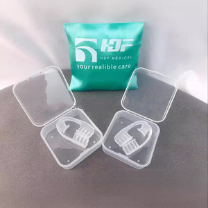 Boîte de protection buccale en plastique HDF Medical Teeth Grinding Kit pour adultes avec étui de rangement - Product Image 1