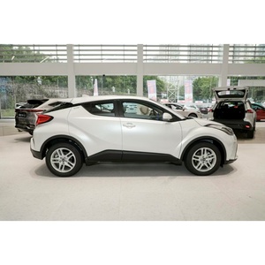 2022ใช้สำหรับ <span class=keywords><strong>Toyota</strong></span> CHR Le SUV พร้อมพวงมาลัยซ้าย AWD เกียร์อัตโนมัติยาง R17ไฮบริดเครื่องยนต์เชื้อเพลิงเทอร์โบจากประเทศจีน - Product Image 4