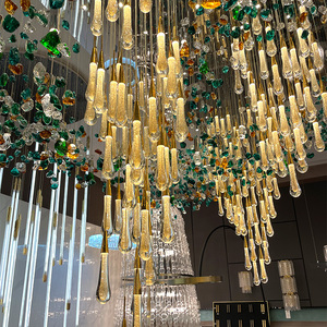 웨딩 소품 유리 물방울 펜던트 조명 크리스탈 빗방울 샹들리에 휴일 웨딩 장식 LED 천장 조명 - Product Image 1