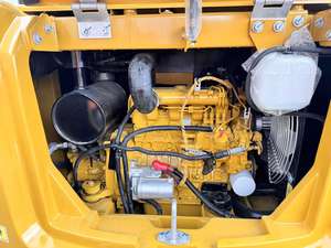 Miniexcavadora Original Cat 306E2 Usada, Excavadora de Orugas Caterpillar de 6 Toneladas con Accesorios Disponibles - Product Image 6