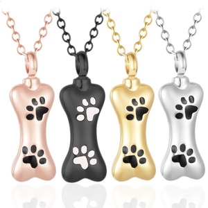 ステンレス製の犬の骨型遺骨ペンダント、足跡入り、猫と犬のためのメモリアル記念品 - Product Image 1