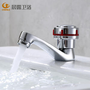 Robinet de lavabo Chenlu à poignée unique, avec cartouche céramique, à poser sur le comptoir, monotrou, en cuivre - Product Image 2