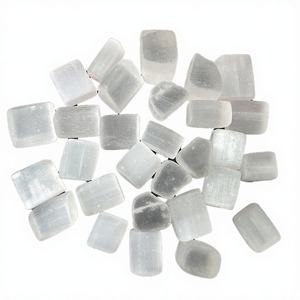Venta al por Mayor de Piedras Curativas de Cuarzo Talladas y Grabadas de 20-30 mm, Decoración para el Hogar, Figura Natural Blanca para Reiki - Product Image 4