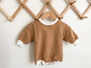 Combinaison bébé à manches longues en tissu éponge uni, coupe ample avec ourlet côtelé et boutons-pression - Product Image 5