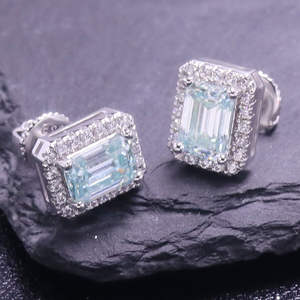 Pendientes de Plata con Moissanita Azul Corte Esmeralda de 1ct, Color D, Pureza VVS, Joyería de Moda - Product Image 5