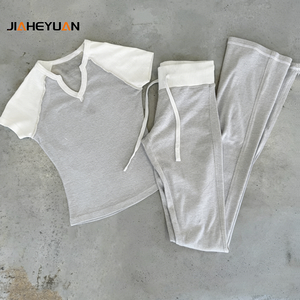 Ensemble pantalon évasé deux pièces <span class=keywords><strong>Streetwear</strong></span> personnalisé Ensemble de survêtement pour femmes Ensemble pour femmes Color Block Manches longues Col en V T-shirt Tenues d'entraînement - Product Image 3