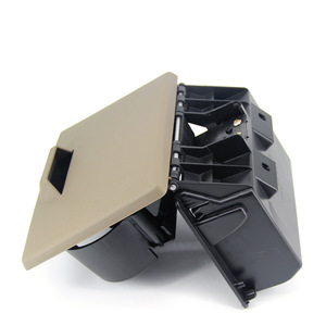 Porte-gobelets de voiture Ford F250 F350 F450 Modèle 8C3Z2513562AF Stock suffisant disponible - Product Image 2