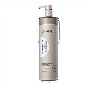 Champú Herbal Floral Tropical Premium para Cabello Graso, Control de Grasa, Cuidado Voluminizador, Fórmula Ligera y Fresca para el Cabello, Anticaspa - Product Image 1