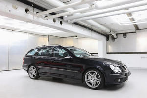 MEILLEURE VENTE RÉDUCTION Mercedes-AMG Benz C55 AMG C55 T AMG HATCHBACK d'occasion disponible à la livraison - Product Image 2