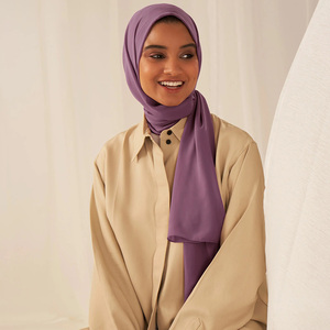 Haute qualité longueur personnalisée légère 100% polyester mousseline de soie Hijab écharpe couleur unie multifonction pour la vie quotidienne toutes les saisons - Product Image 1