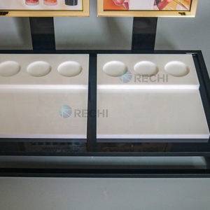 Rechi Acrylic Nhà Máy Tùy Chỉnh Thương Hiệu Countertop Son Môi Lỏng Acrylic Hiển Thị Đứng Trang Điểm Hiển Thị Giá Mỹ Phẩm Hiển Thị Đứng - Product Image 5