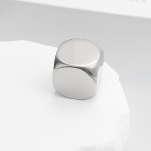 ลูกเต๋าสแตนเลสทรงกลมมุมโค้ง 4 ชิ้น ผลิตตามสั่ง สำหรับการตัดสินใจข้ามพรมแดน - Product Image 4