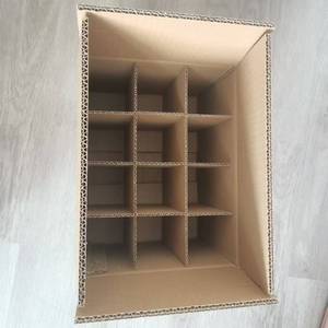 Confezione di carta di dimensioni personalizzate per 12 kit Wockhardt Quagen Pai Par Nostrum bottiglia di plastica scatola regalo scatola di imballaggio per aerei - Product Image 1