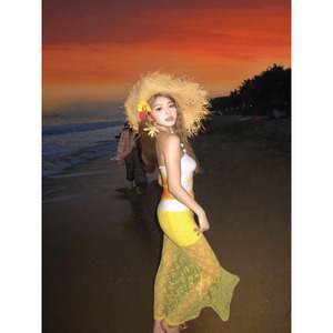 Conjunto de 1 Pieza para Mujer, Top sin Tirantes con Estampado Floral, Falda Brasileña de Tul con Encaje, Traje de Playa Elástico de Poliéster/Algodón, Asimétrico con Perlas - Product Image 4