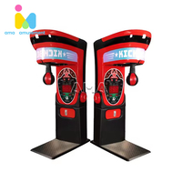 Machine de jeu de boxe interactive de type arcade, à monnayeur, avec système de récompense, avec sac de frappe géant et fonction de jeu de kick.
