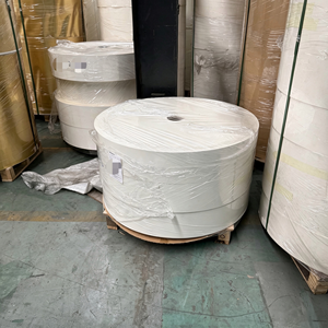 Bobine de papier haute densité en pâte vierge, qualité alimentaire, imperméable, avec logo personnalisé pour l'emballage alimentaire, directement de l'usine - Product Image 1