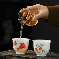 Cangkir Teh Porselen Ice Jade Lukisan Tangan Keramik Cina dengan Motif Bunga Lanskap Koi Persimmon untuk Upacara Minum Teh.