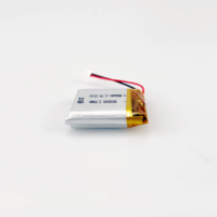 Batterie au lithium compacte mais haute capacité 3.7V 803030 700mAh/800mAh 2.96Wh rechargeable avec circuit de protection pour appareils électroniques