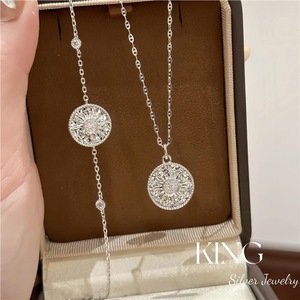 จี้พระอาทิตย์เงินแท้ King Silver Jewelry สร้อยคอเงิน S925 ชุบทอง ประดับคริสตัลและเพชรเทียม เหมาะสำหรับใส่ทุกวัน สร้อยคอแบบ unisex ดีไซน์สวยงาม - Product Image 2