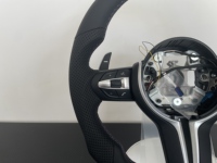 Volant de voiture YZ à affichage LED, entièrement en cuir, style sport, fond plat, pour BMW Série 5 E61 2008, pièces de tuning intérieur de voiture