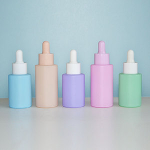 Lussuoso Flacone Contagocce in Vetro Rosa da 30ml per Siero Cosmetico, Olio per Capelli ed Essenze - Product Image 6