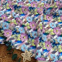Échantillon Gratuit Tissu Mousseline Crêpe de Polyester Extensible 100% à Imprimé Numérique Fleurs pour Robes Femme et Fille