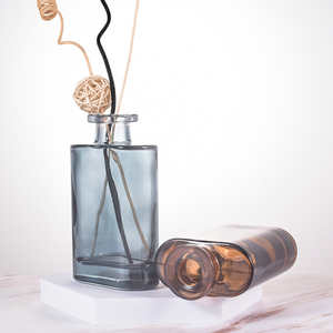 Botella de vidrio de aromaterapia de 150ml de color vacío, decoración del hogar, botella difusora de caña de vidrio con corcho y palo para habitación de Hotel en casa - Product Image 3