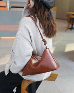 Custom Logos Design OEM 2026 New High Quality Luxury Fashion Vintage Casual Soft Women Genuine Leather <b>Handbags</b> for Lady - Product Image 2