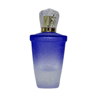 Flacon de parfum de luxe en verre transparent carré de 50 ml de haute qualité avec bouchon pulvérisateur à sertir