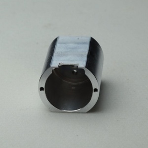 Pieza Mecánica de Aluminio Mecanizada por CNC, Cilindro de Aluminio de Precisión Personalizado con Orificios de Montaje - Product Image 2